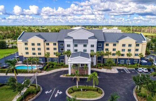 Rural Estates Hotel | Fairfield Inn and Suites by Marriott Naples