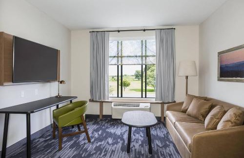 Blaine Hotel | Fairfield Inn & Suites by Marriott Minneapolis North/Blaine