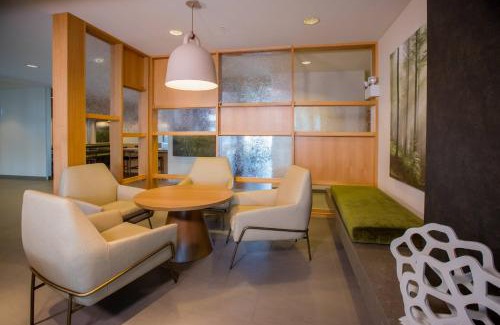 Alexandria Hotel | Fairfield Inn & Suites By Marriott Alexandria