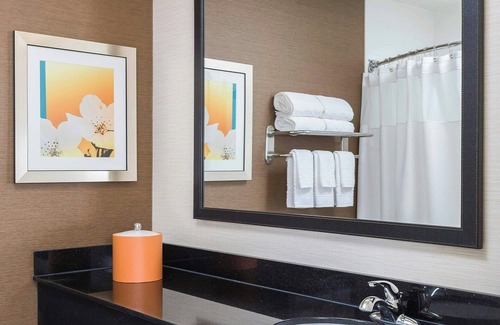 Holland Hotel | Fairfield Inn & Suites Holland