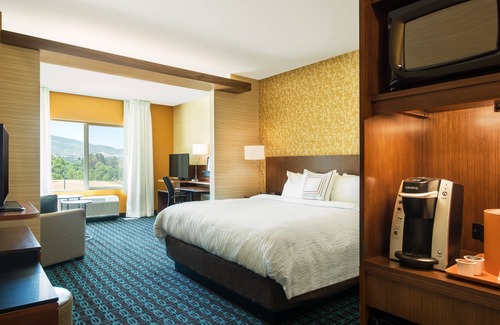 San Marcos Hotel | Fairfield Inn & Suites San Diego North/San Marcos