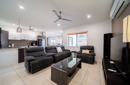 Idalia Casa | 5 Lillydale St