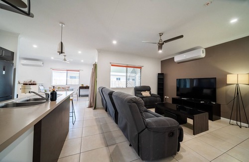Idalia Casa | 5 Lillydale St