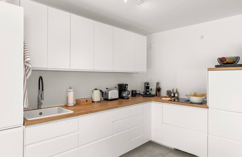 Bielefeld Apartamento | Fairmieten: Exklusive Suite I Terrasse I Parkplatz I Netflix