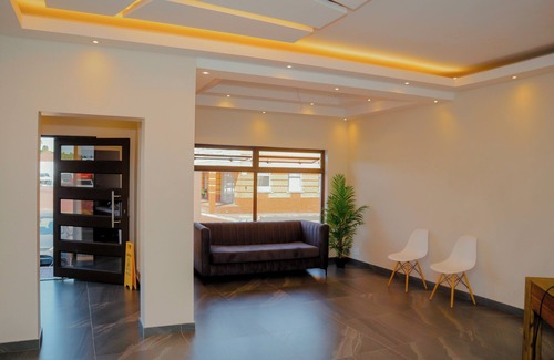 Parow Casa | Fairstay Lodge