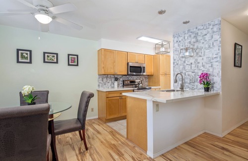 Waikoloa Condominio | Fairway Terrace#H208 Top Floor, Beautifully Remodeled condo, Heated Pool