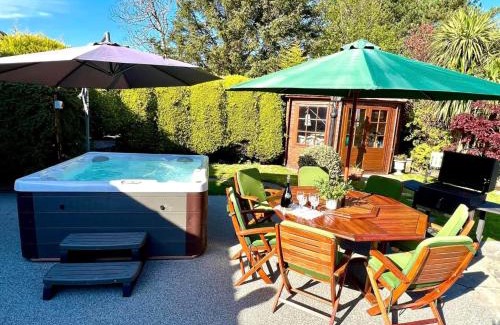 Downpatrick Villa | Fairways Villa Newcastle