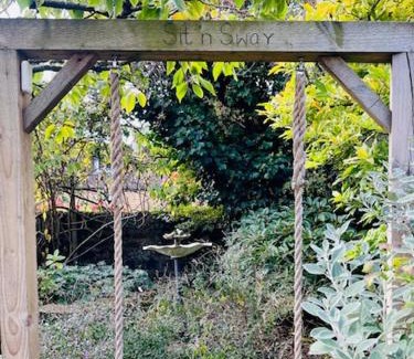 Sibford Gower Casa | Fairytale Cottage in the Country