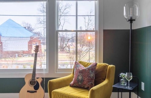 Buena Vista Cabaña | Faith by Avantstay Stylish 4BR Condo in Heart of Nashville