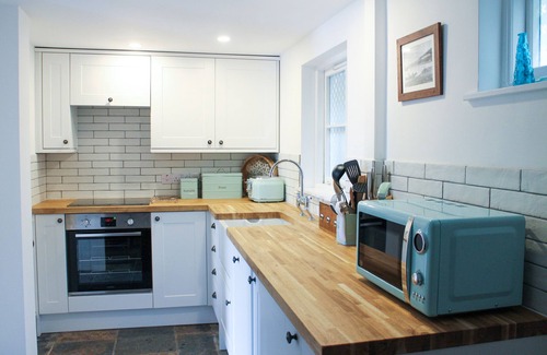 Truro Cabaña | Fal River Cottage
