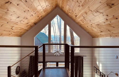 Gatlinburg - Pigeon Forge Cabaña | Weekday Special as Low as $99 - 2