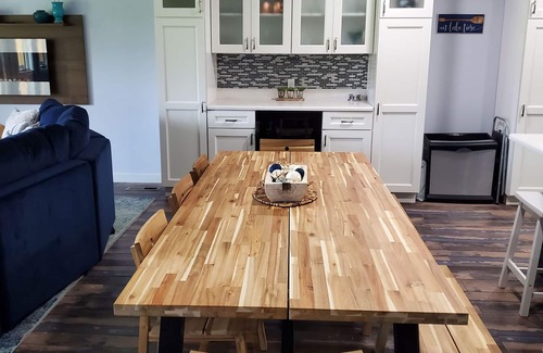 Arkdale Condominio | Fall or Winter Getaway@ Northern Bay Resort!