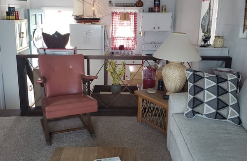 Deal Island Cabaña | FALL RETREAT at a "Cozy" Waterfront Cottage
