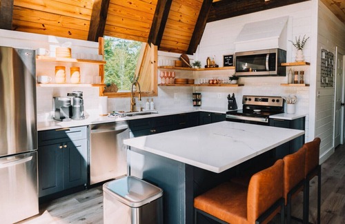 Campton Cabina | Fall RRG Aframe | Hot Tub | Forest View | Fire Pit