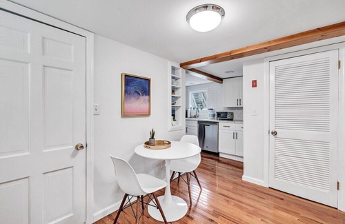 Devon Cabaña | Fall Sale | Cozy Cottage | Pet | WalktoBeach