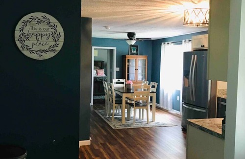 Mill Run Casa | Fall Spectacular {2 miles to Ohiopyle} HOT TUB