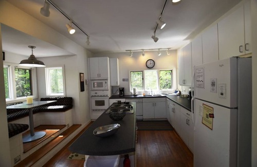 Demorest Casa | Falling Waters - 150' Waterfall right behind the house!