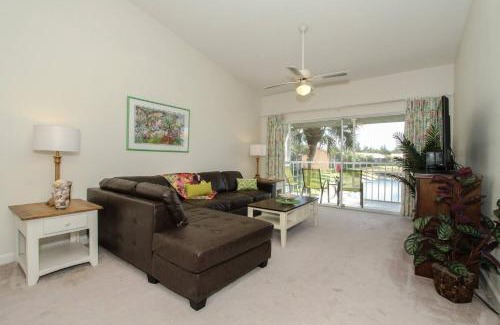 Naples Casa | Falling Waters