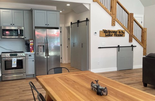 Lake Almanor Country Club Casa | Family Lake House Steps from Rec 1