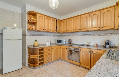 Arco da Calheta Chalet De Esquí | Familia Teixeira House by Atlantic Holiday