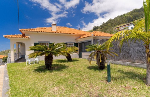 Arco da Calheta Chalet De Esquí | Familia Teixeira House by Atlantic Holiday
