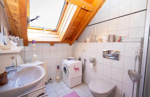 Grafenhausen Apartamento | Familienferienwohnung Buggi-Näschtli