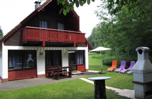 Feriendorf Silbersee Casa | Familienfreundliches Ruhiges Ferienhaus in Feriendorf Silbersee mit Offenem Kamin