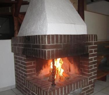 Feriendorf Silbersee Casa | Familienfreundliches Ruhiges Ferienhaus in Feriendorf Silbersee mit Offenem Kamin