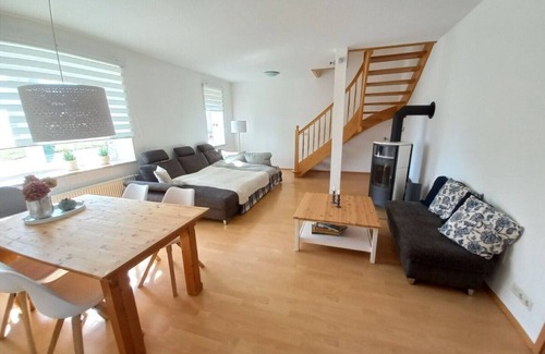 Muritz Casa | Familiengeeignet, Kindergerecht, Geschmackvolle Einrichtung, Kaminofen,badewanne