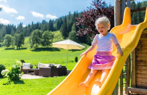 Radstadt Apartamento | Familiensuite Edelweiß 1-3 - Hotel Taxerhof