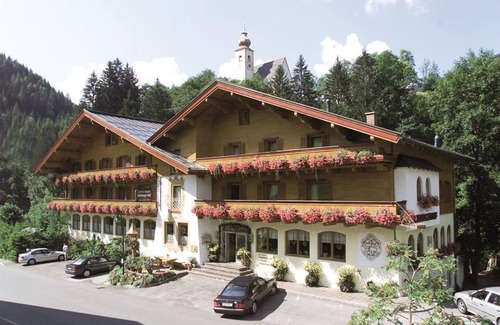 Dienten am Hochkoenig Casa | Familienzimmer mit Dusche od. Bad, 1-3 Nächte - Hotel Salzburger Hof