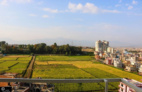 Dhapakhel Apartamento | Apartamento moderno de 3 habitaciones en el noveno piso con VISTA A LA CIUDAD Y LA MONTAÑA✨
