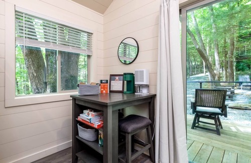 Balsam Grove Cabina | Can't Bear To Leave 486 - A Perfect Pisgah Retreat