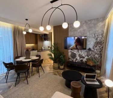 Nowy Port Apartamento | Family & Business Sauna Apartments Baltic Horizon No 3 PREMIUM SPA - 3 Bedroom with Private Sauna, Jacuzzi, Rooftop Gym & Panoramic Terrace, Balcony, Underground Garage