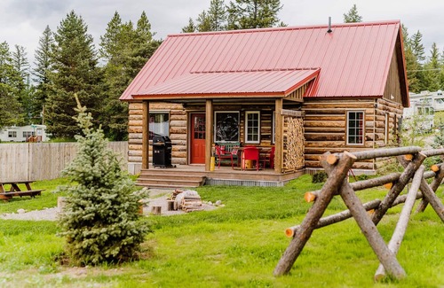 Martin City Casa | Family Cabin 9 Miles from West Glacier