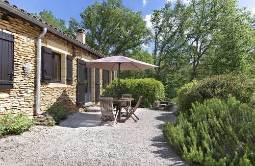 Saint-Genies Cabaña | Gîte-Habitación con desagüe-Vista al Jardín-Gîte Coucou