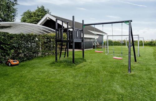 Vejlby Fed Casa | Family Cottage With Activities For All Ages