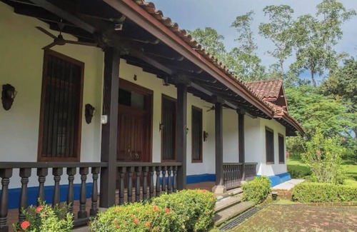Parrita Casa | Family Estate for the Perfect Vacation