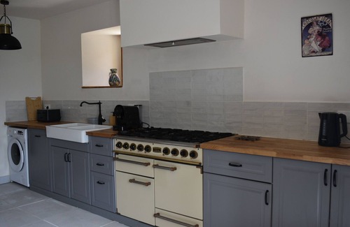 Marquay Casa | Family Farmhouse with Pool Sleeps 8 near Sarlat
