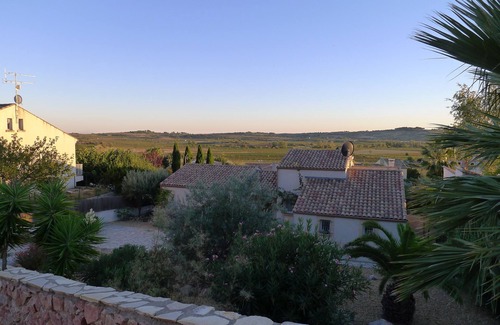Saint-Genies-de-Fontedit Villa | Villa familiar con piscina privada, capacidad para 8 personas con 4 dormitorios y 3 baños
