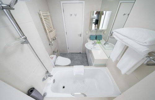 Xujiahui Apartamento | Family Friendly 2 Bedroom Apartment Xujiahui Center