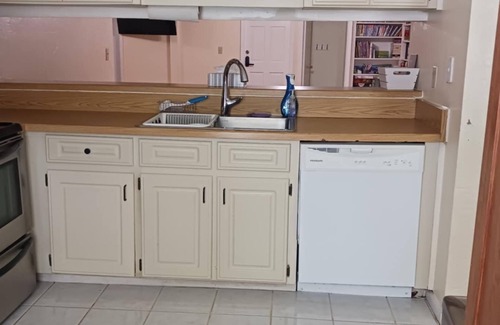 Port Orange Casa | Family-Friendly 3-bedroom house in Quiet Neighborhood in Coastal Port Orange