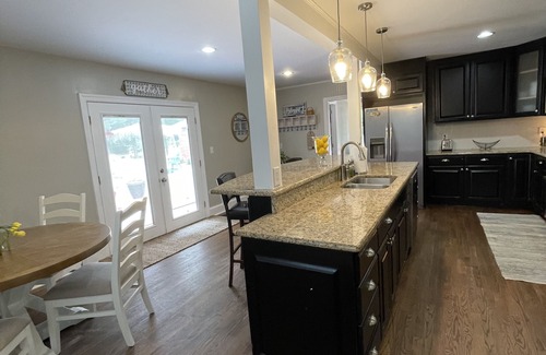 East Raleigh Casa | Family Friendly 3BR w/outdoor entertaining space