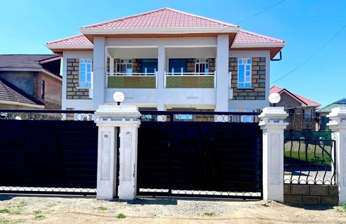 Naivasha Villa | Family friendly 4-bedroom villa in Naivasha Kenya