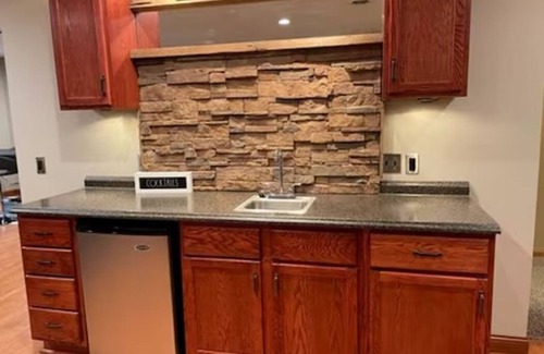 Andover Casa | Family Friendly 4 Bedroom with Fire Pit and Game Room