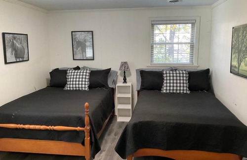 Greenville - Spartanburg Casa | Family-Friendly 4 bedroom home with game room.