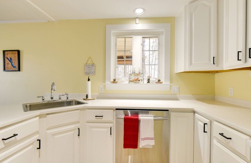 Bridgton Casa | Family-Friendly Bridgton Home, Steps to Lake!