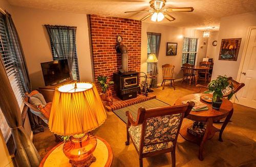 Greeneville Casa | Family-Friendly Cabin Rental with River Views near Knoxville