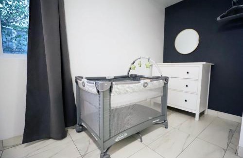 North Beach Apartamento | Family Friendly Condo Steps to Miami Beach with Free Parking