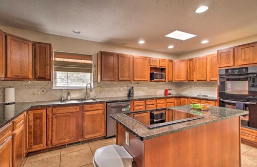Bear Canyon Casa | Family-Friendly Escape with Jungle Gym and Yard!